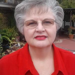 Meet your Posher, Pamela